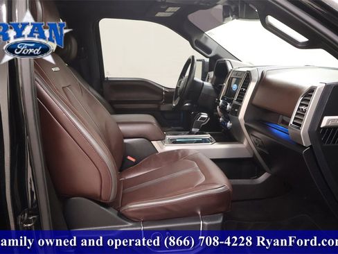 Used 2016 Ford F150 Platinum w/ Equipment Group 701A Luxury image 17