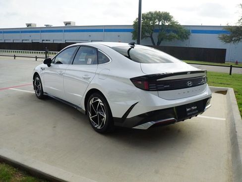 New 2026 Hyundai Sonata SEL FWD image 5