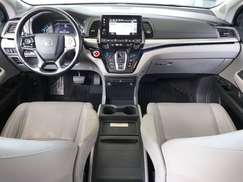Used 2018 Honda Odyssey Elite image 16