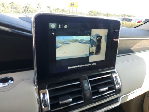 Used 2020 Lincoln Navigator L Reserve image 28