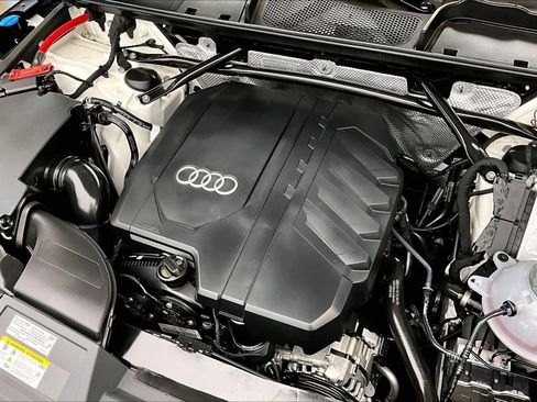 Certified 2023 Audi Q5 2.0T Premium w/ Convenience Package AWD/4WD image 31