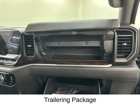 Used 2025 GMC Sierra 1500 SLT w/ SLT Premium Plus Package AWD/4WD image 25