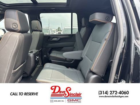 New 2026 GMC Yukon XL AT4 w/ AT4 Premium Package AWD/4WD image 23