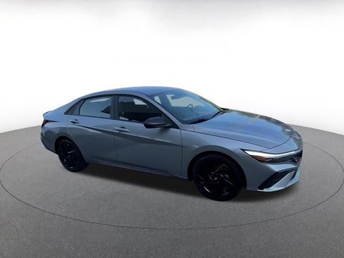 Used 2026 Hyundai Elantra Sport FWD image 2