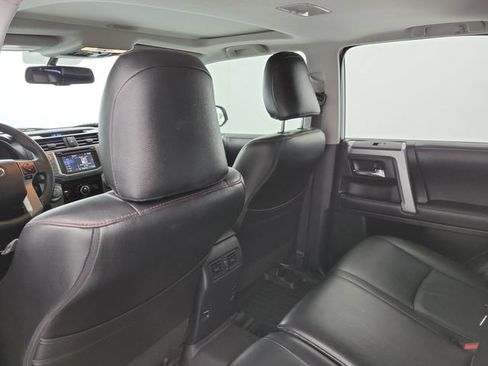 Used 2019 Toyota 4Runner SR5 Premium RWD image 12