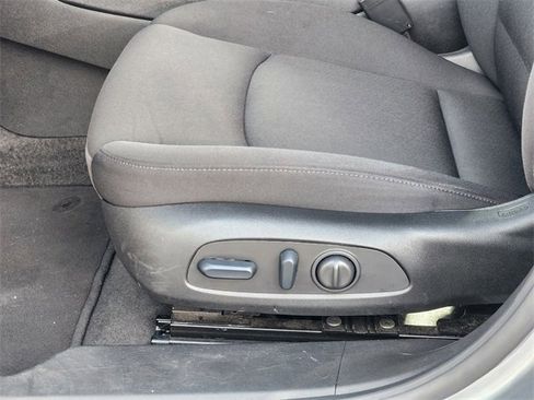 Used 2024 Chevrolet Malibu LT image 20