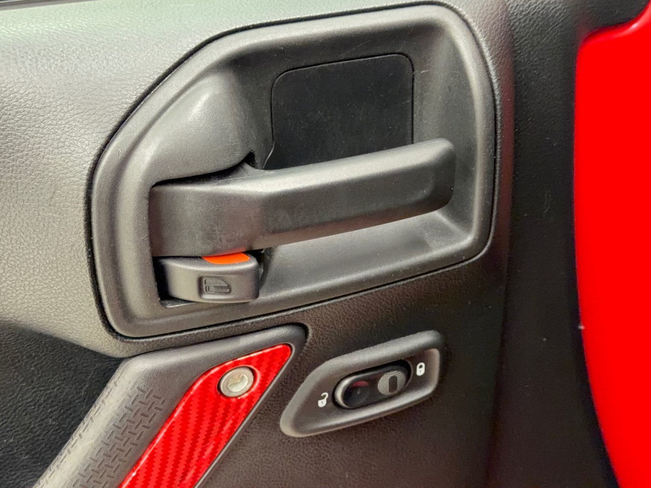 Used 2018 Jeep Wrangler Unlimited Sport AWD/4WD image 15