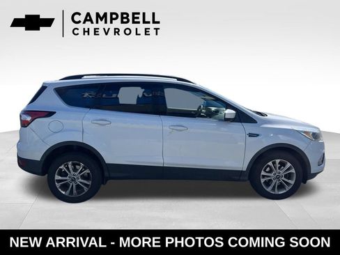 Used 2018 Ford Escape SE w/ SE Sync 3 Package FWD image 6
