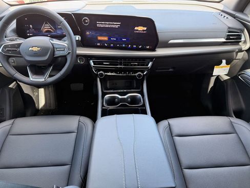 New 2026 Chevrolet Traverse LT image 14