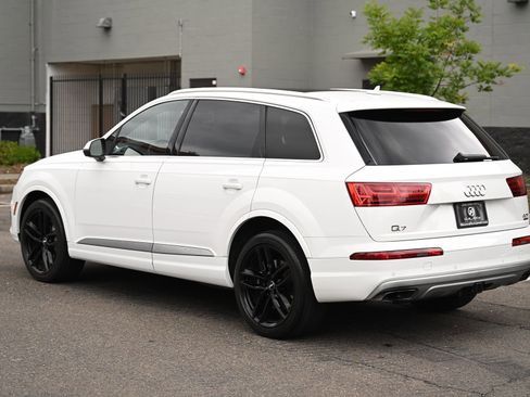 Used 2018 Audi Q7 3.0T Prestige AWD/4WD image 5