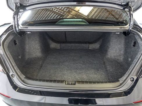 Used 2018 Honda Accord Sport image 27