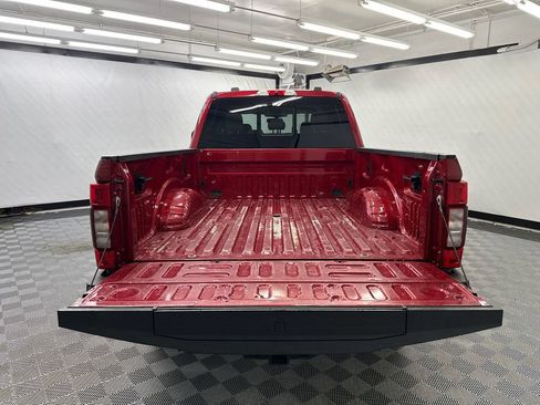Used 2021 Ford F250 Lariat w/ Lariat Ultimate Package AWD/4WD image 20