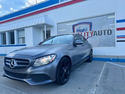 Used 2018 Mercedes-Benz C 300 C300 Sedan w/ Premium Package image 11