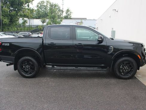 Used 2025 Ford Ranger Lariat w/ FX4 Off-Road Package AWD/4WD image 32