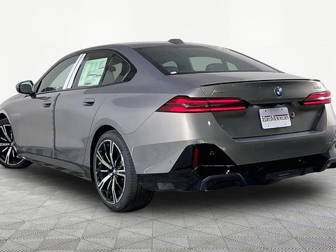 New 2026 BMW 530i xDrive AWD/4WD image 5