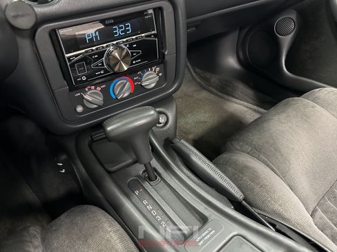 Used 1996 Pontiac Firebird Convertible RWD image 29