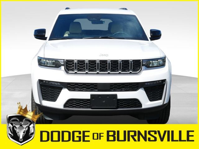 Used 2026 Jeep Grand Cherokee L Limited AWD/4WD image 2