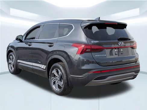 Used 2023 Hyundai Santa Fe SE image 4
