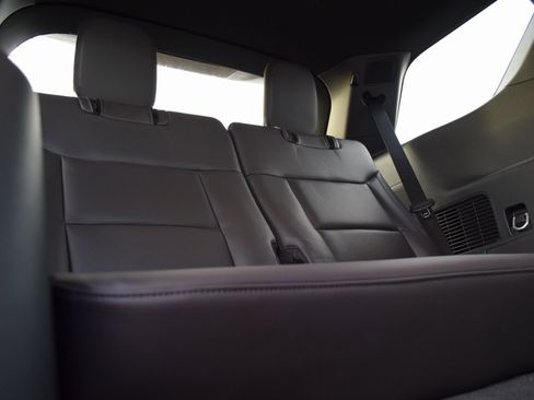 New 2026 Ford Explorer Platinum image 23