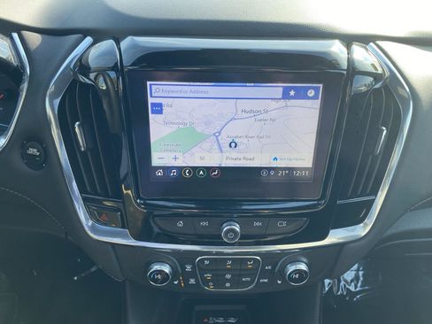 Used 2023 Chevrolet Traverse LT w/ LT Premium Package image 29