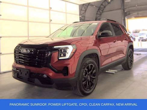 Used 2026 GMC Terrain Elevation w/ Elevation Premium Package FWD image 1