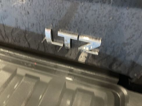 Used 2016 Chevrolet Silverado 3500 LTZ w/ Duramax Plus Package image 12