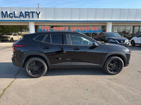 Used 2026 Chevrolet Trax ACTIV w/ Driver Confidence Package image 3