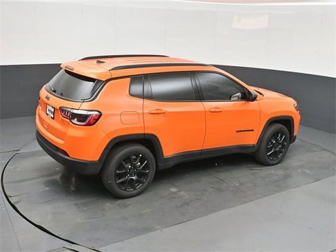 New 2026 Jeep Compass Latitude image 28