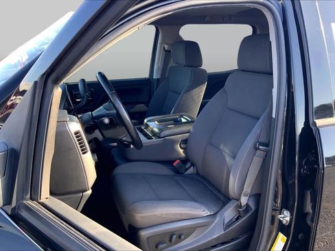 Used 2018 Chevrolet Silverado 1500 LT w/ Texas Edition RWD image 8