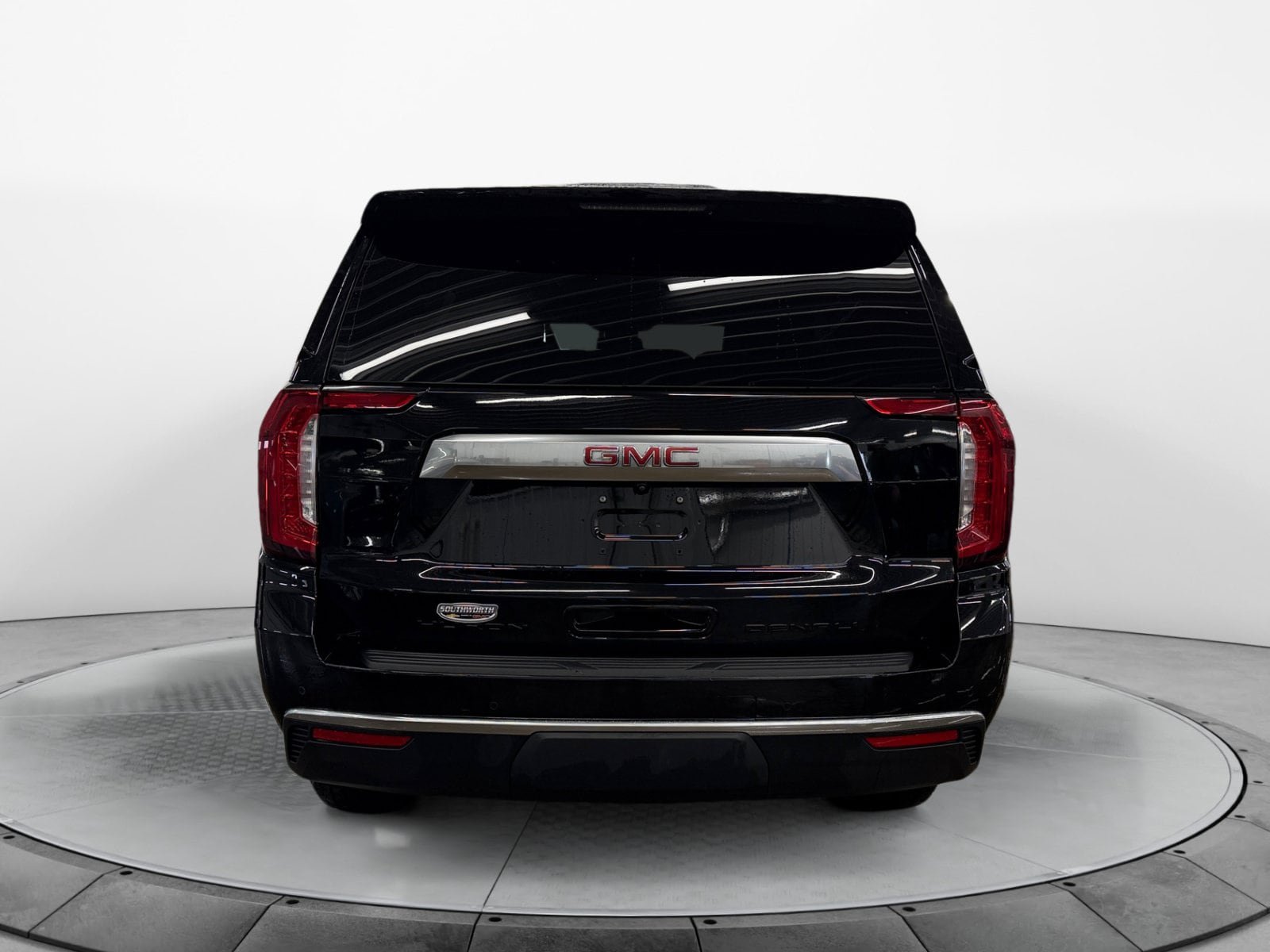 Used 2024 GMC Yukon Denali w/ Max Trailering Package AWD/4WD image 6