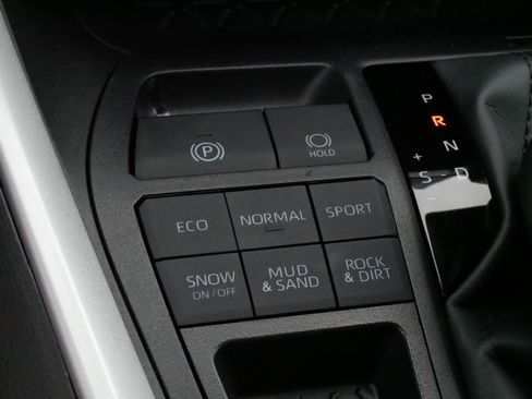 Certified 2025 Toyota RAV4 XLE w/ Weather Package AWD/4WD image 28