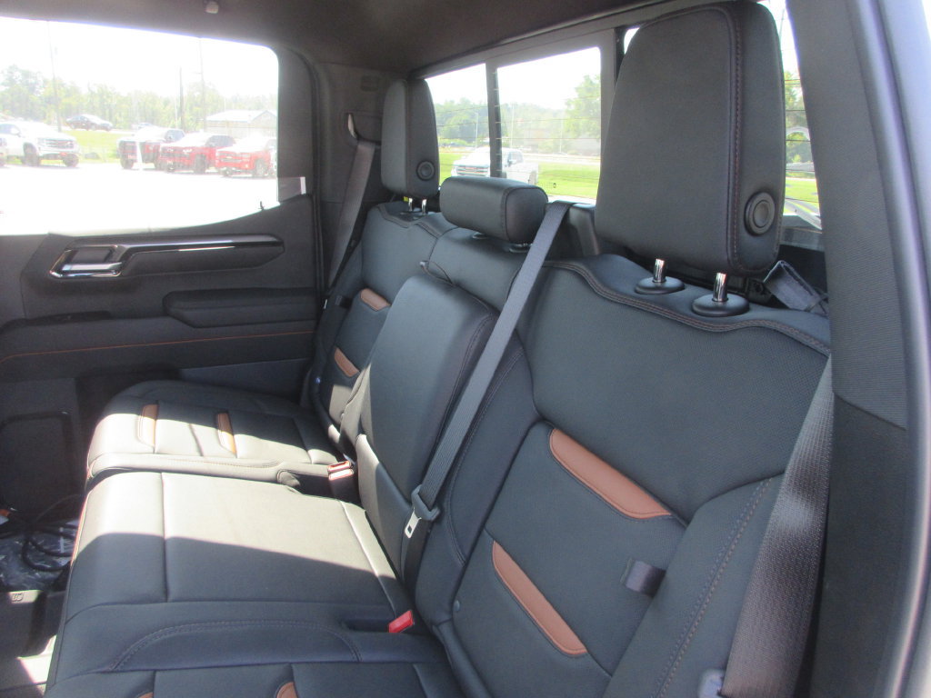 New 2026 GMC Sierra 1500 AT4 w/ AT4 Premium Package AWD/4WD image 16
