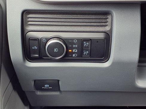 Used 2025 Ford F350 XLT image 17