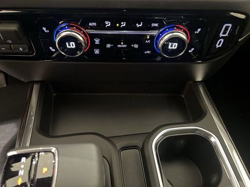 New 2026 GMC Sierra 1500 Elevation w/ X31 Off-Road Package AWD/4WD image 17
