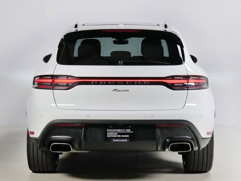 Certified 2026 Porsche Macan image 10