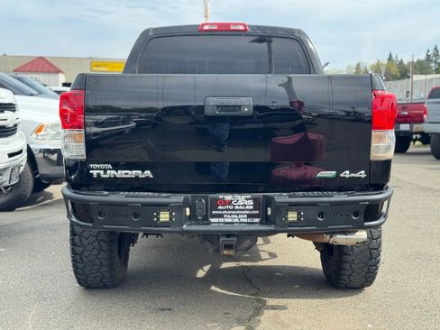Used 2013 Toyota Tundra 4x4 CrewMax w/ Tow Pkg image 5