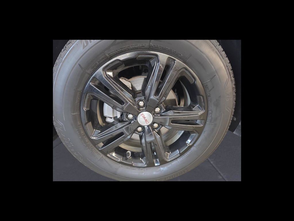 Used 2023 GMC Terrain SLE AWD/4WD image 10
