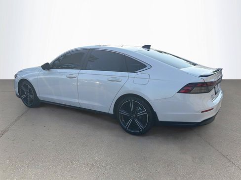 Used 2023 Honda Accord Sport image 6