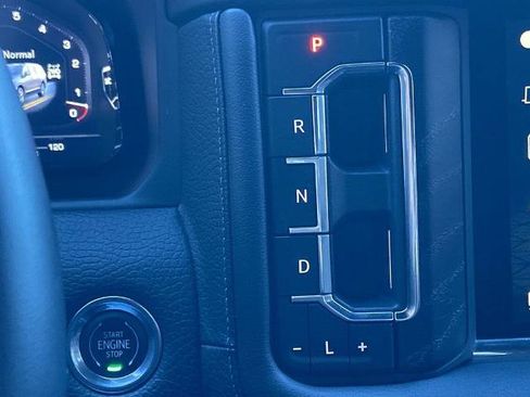 Used 2023 GMC Yukon Denali w/ Max Trailering Package image 12