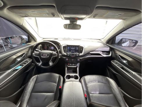 Used 2020 GMC Terrain SLT image 13