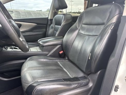 Used 2017 Nissan Murano Platinum w/ Platinum Technology Package FWD image 16