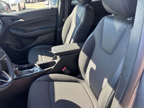 Used 2025 Buick Encore GX Preferred image 34