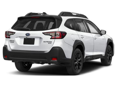 Used 2025 Subaru Outback Onyx Edition XT AWD/4WD image 2