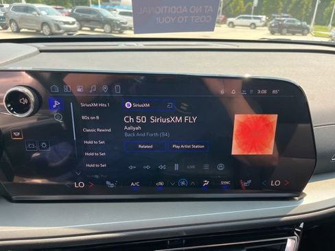 New 2026 Chevrolet Traverse LT w/ Driver Confidence Package image 33