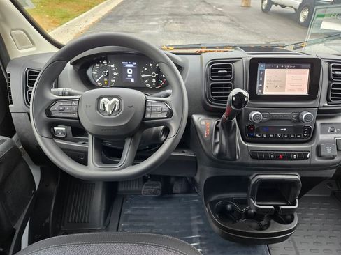 New 2026 RAM ProMaster 2500 w/ Convenience Group image 16