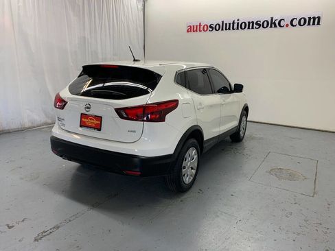 Used 2019 Nissan Rogue Sport S image 7