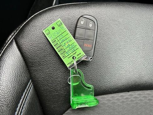 Certified 2024 Jeep Compass Latitude image 24