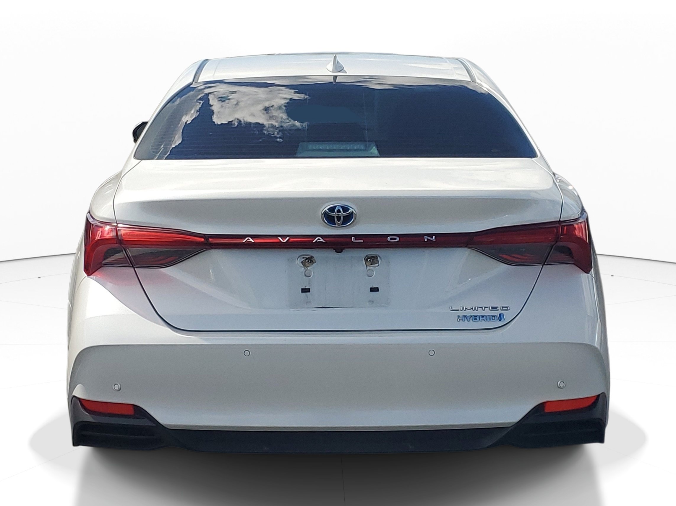 Used 2021 Toyota Avalon Limited w/ Advanced Safety Package FWD image 6