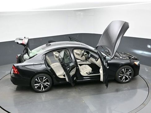 Used 2024 Volvo S60 B5 Plus w/ Climate Package AWD/4WD image 48