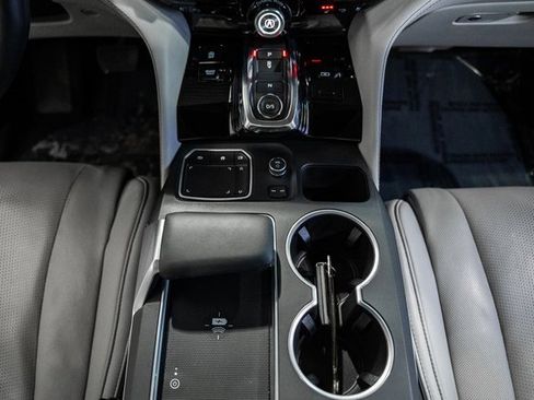 Used 2022 Acura MDX Advance image 20